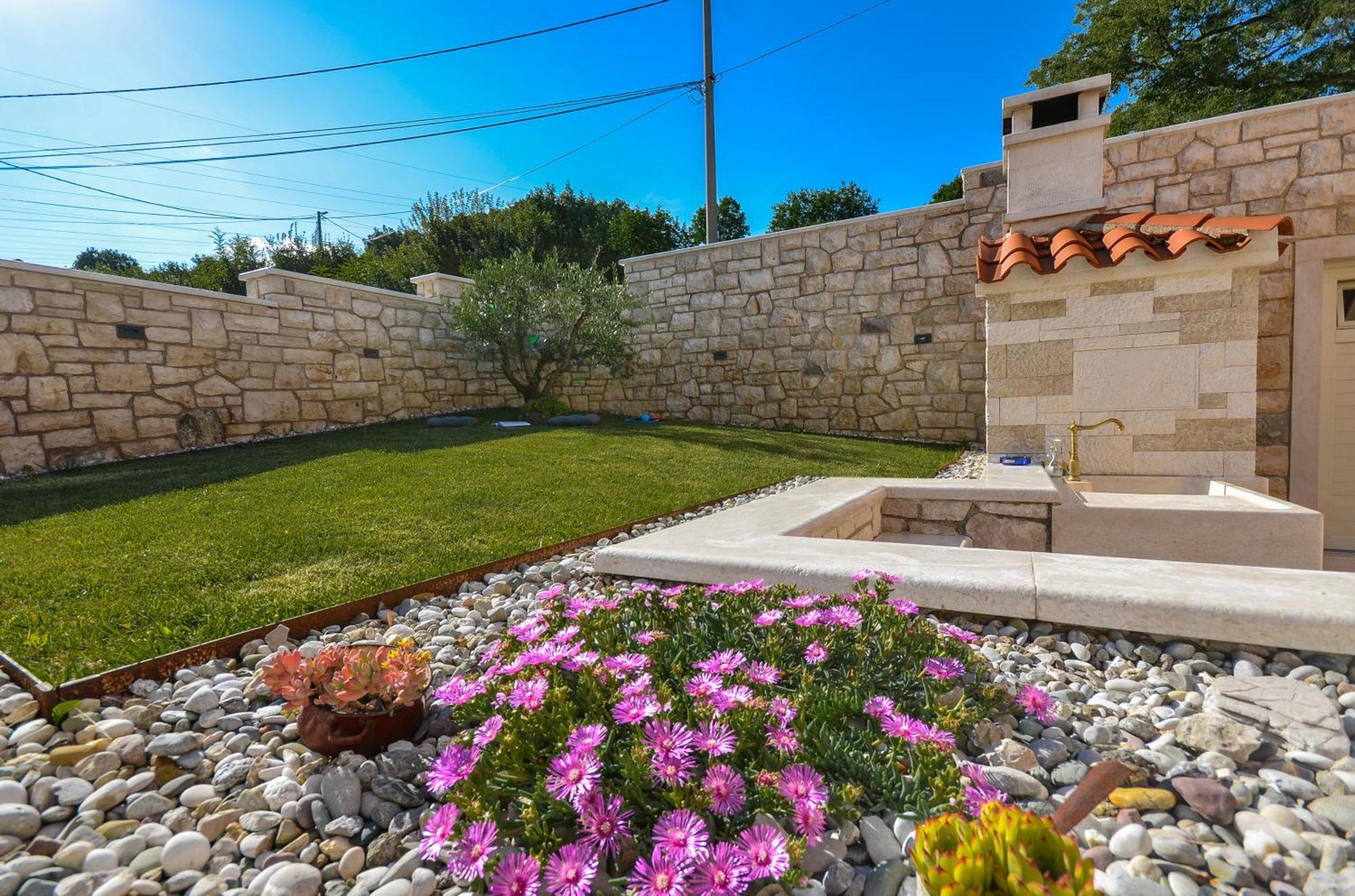 Lovely Istrian House - Segon Plomin Bagian luar foto